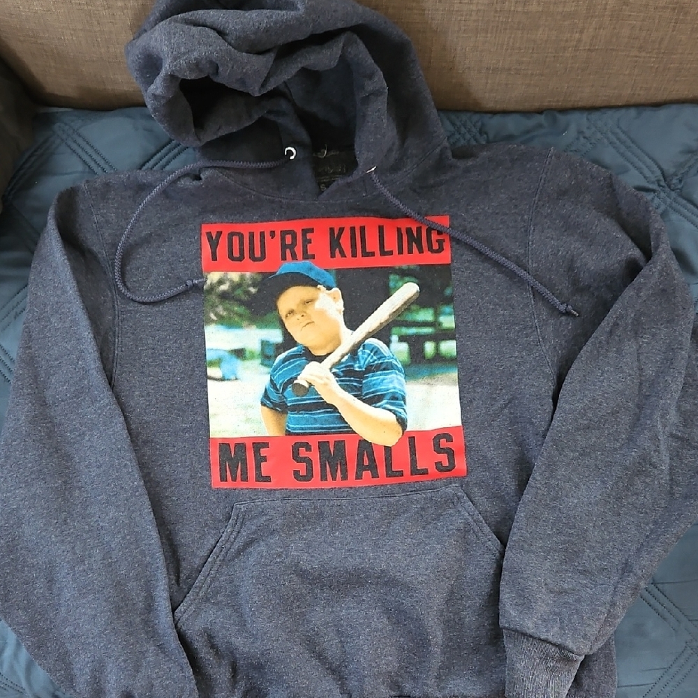 You're Killing Me Smalls" graphic hoodie Cotton/poly Medium Weight. Men's Small